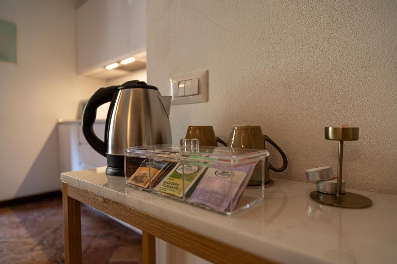 Cozy House In Naviglio Grande - Homy Apartments Milaan Buitenkant foto