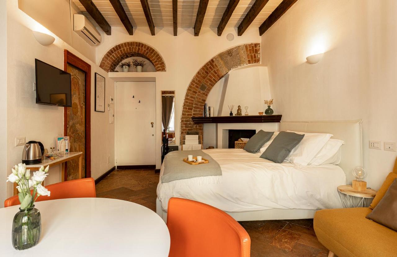 Cozy House In Naviglio Grande - Homy Apartments Milaan Buitenkant foto