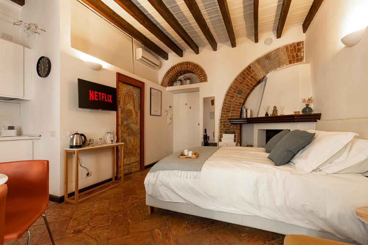 Cozy House In Naviglio Grande - Homy Apartments Milaan Buitenkant foto